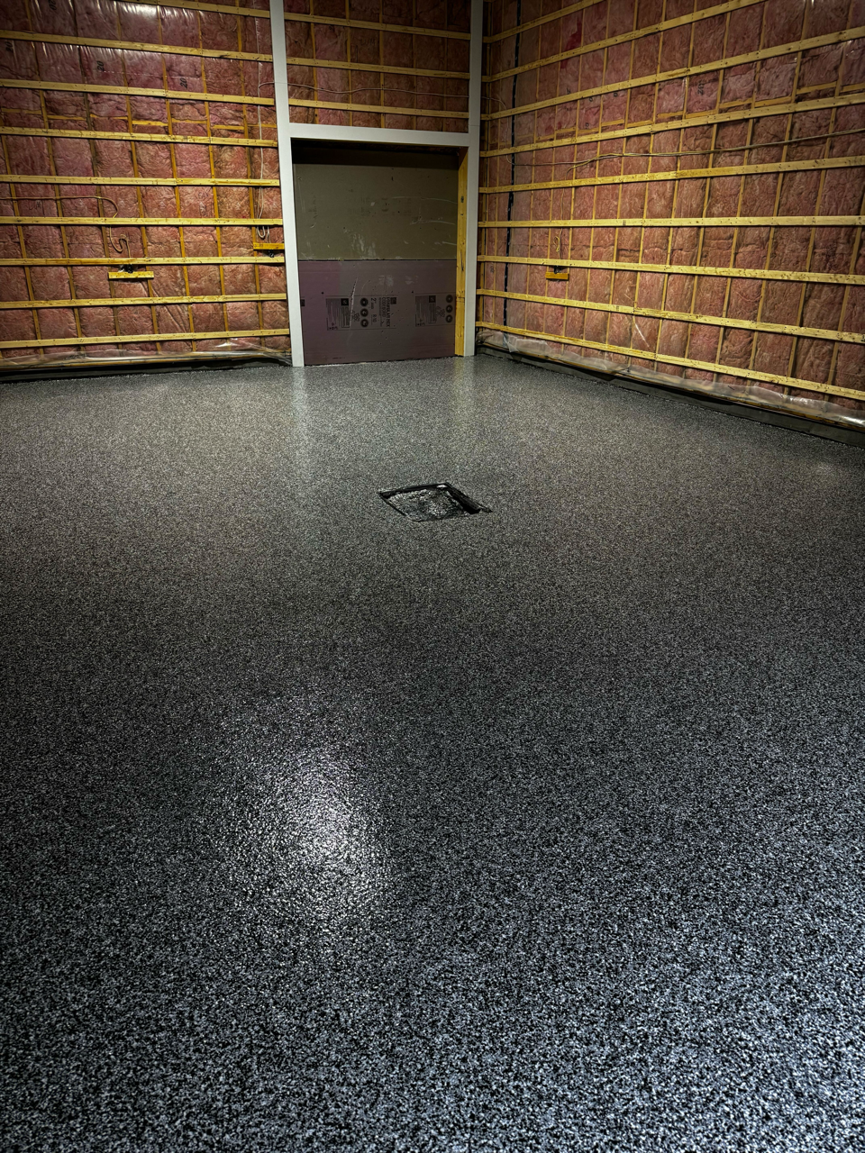 Réalisation de plancher époxy commercial